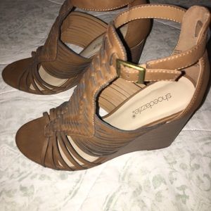 Camel colored wedges
